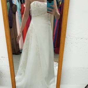 Size 8 wedding dress